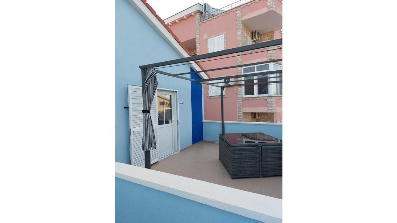 Blue Sea Vir Apartments Exteriör bild